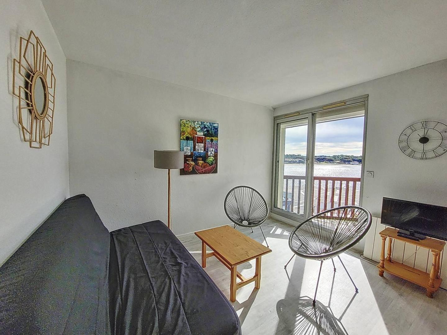 V-Landes 02-Vieux Boucau Appartement 4 Personnes Avec Vue Sur Le Lac Marin Dans Residence Avec Piscine Vieux-Boucau-les-Bains Bagian luar foto